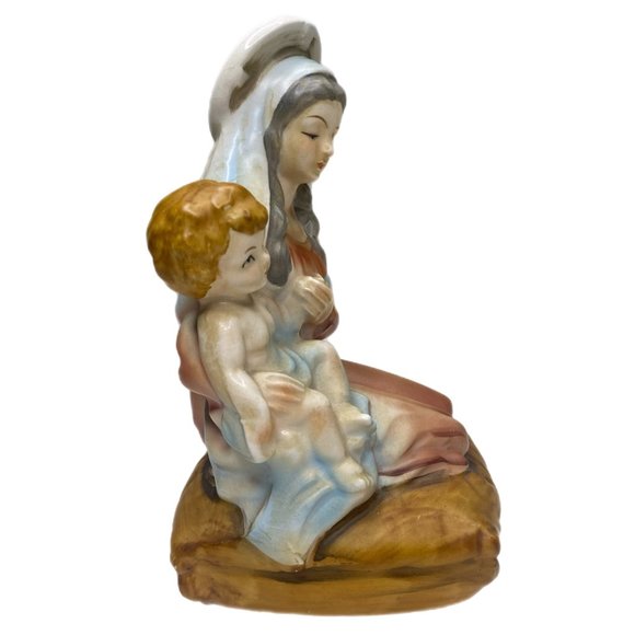 Madonna & Child Sankyo Music Box plays "Ave Maria" Revolves Vintage - Picture 4 of 12